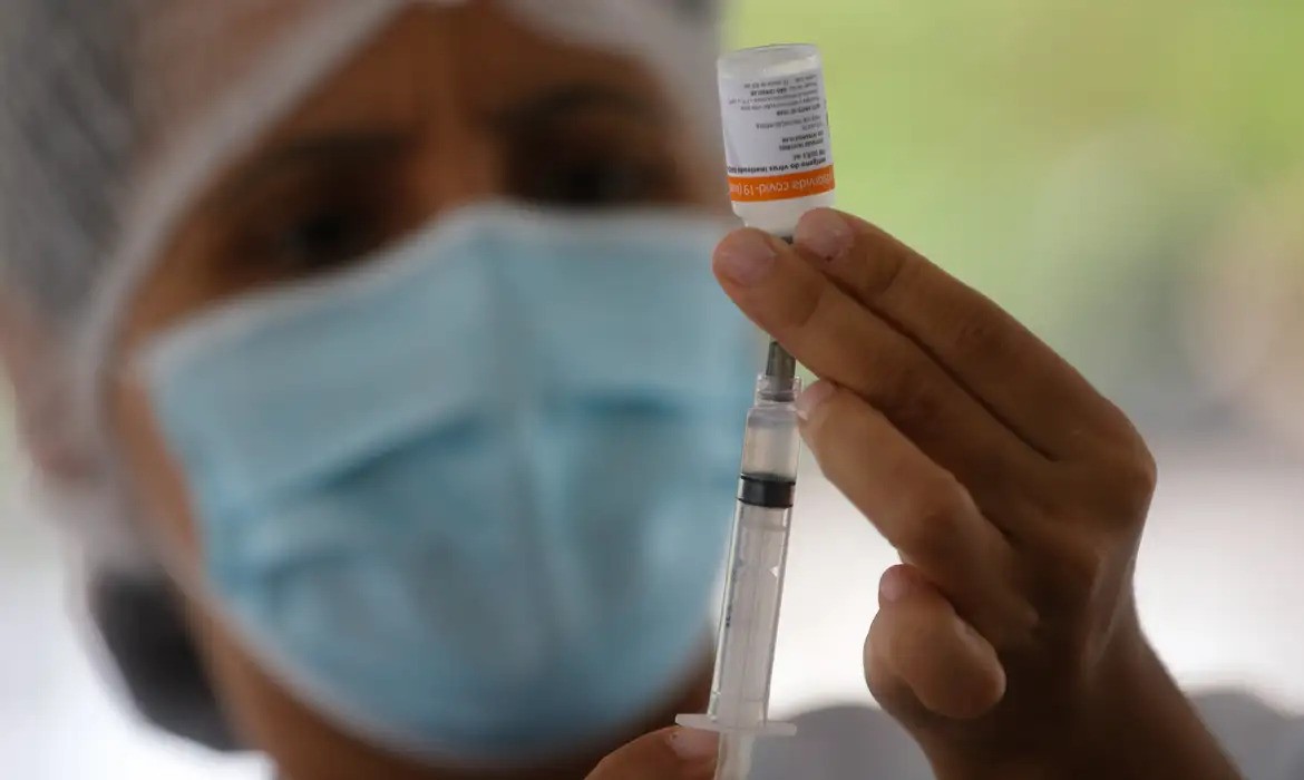 Vacinação contra a Covid-19 para alguns grupos prioritários passa a ser anual no RS