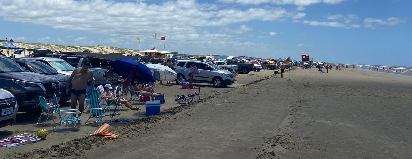 Balneário Cassino recebeu milhares de veranistas neste final de semana 