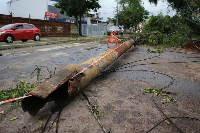 Defensoria Pública do RS cobra explicações da CEEE Equatorial por falta de luz