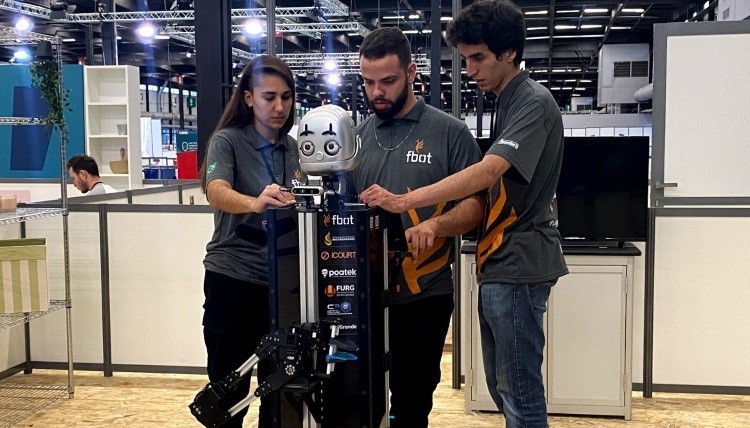 Equipe de robótica da Furg é classificada para o campeonato mundial na Holanda
