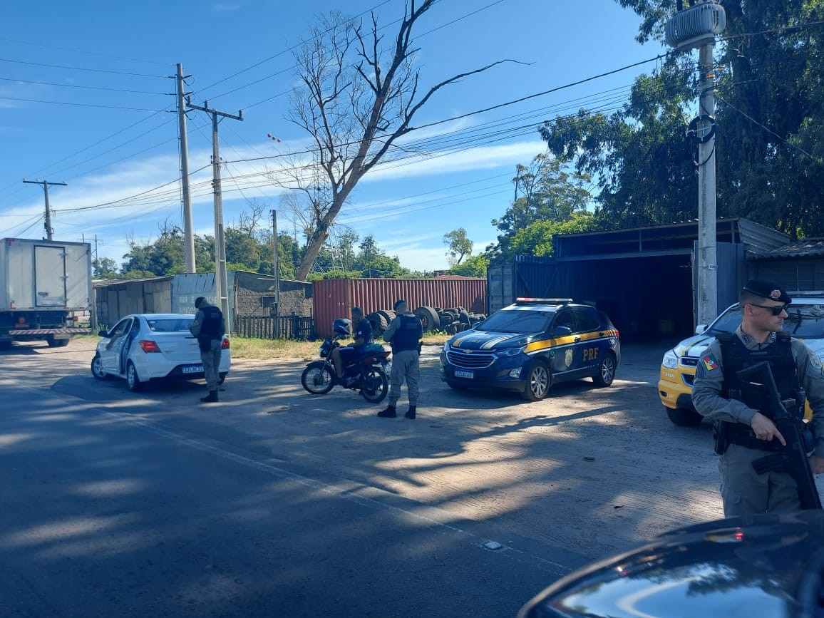 PRF e CRBM realizam comando integrado de policiamento e fiscalização em Rio Grande