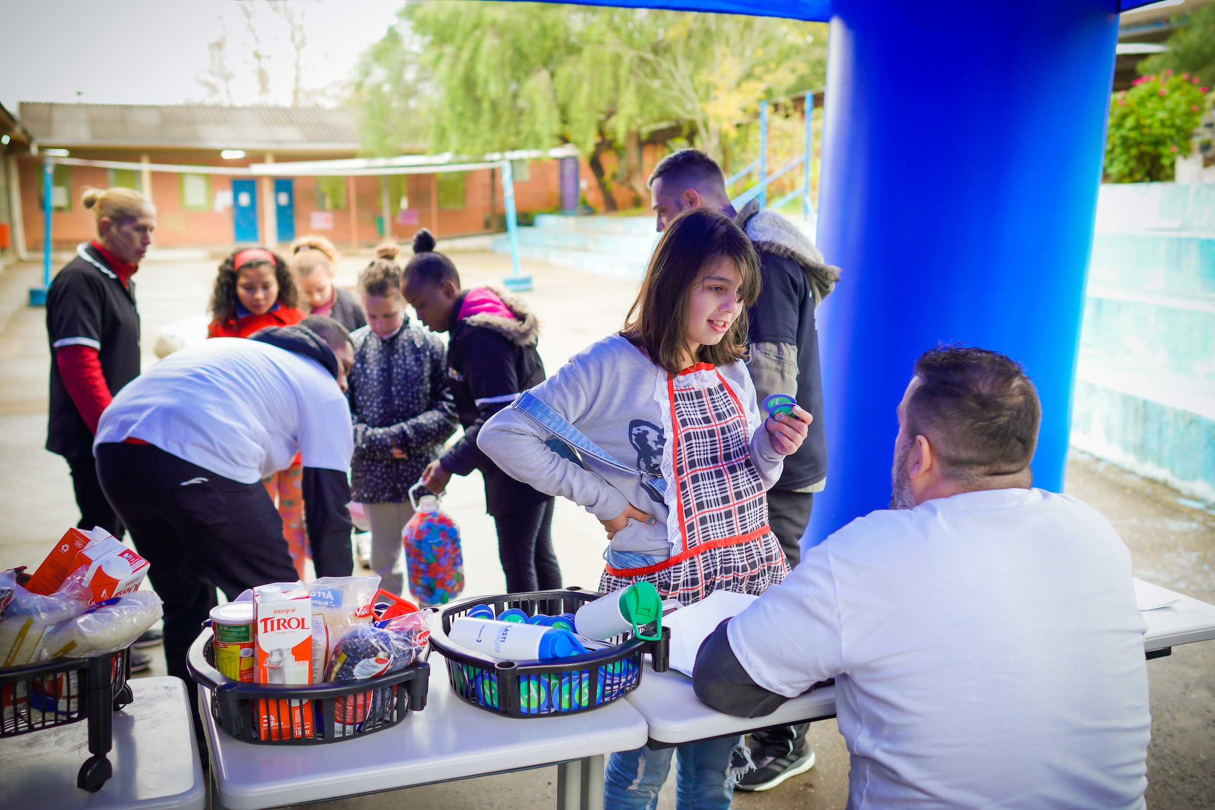 Com participação de escola de Rio Grande, mais de 10 toneladas de plástico são destinados à cooperativa