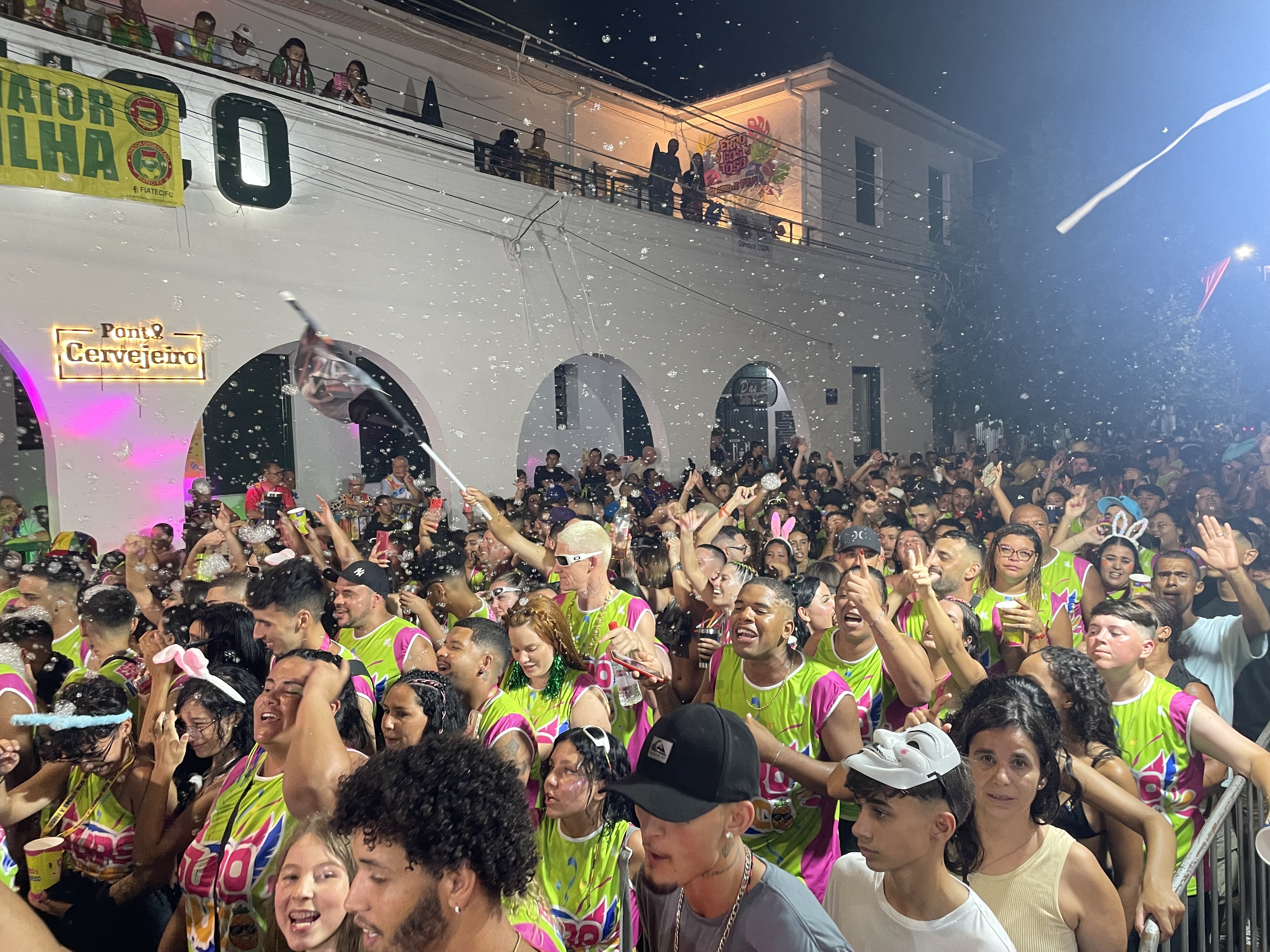 Saiba quais blocos desfilam nesta noite (11) de Carnaval no Cassino