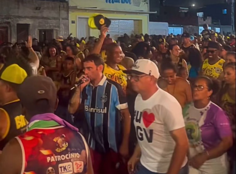 Carnaval no BGV e na Colombo movimentaram o final de semana em Rio Grande