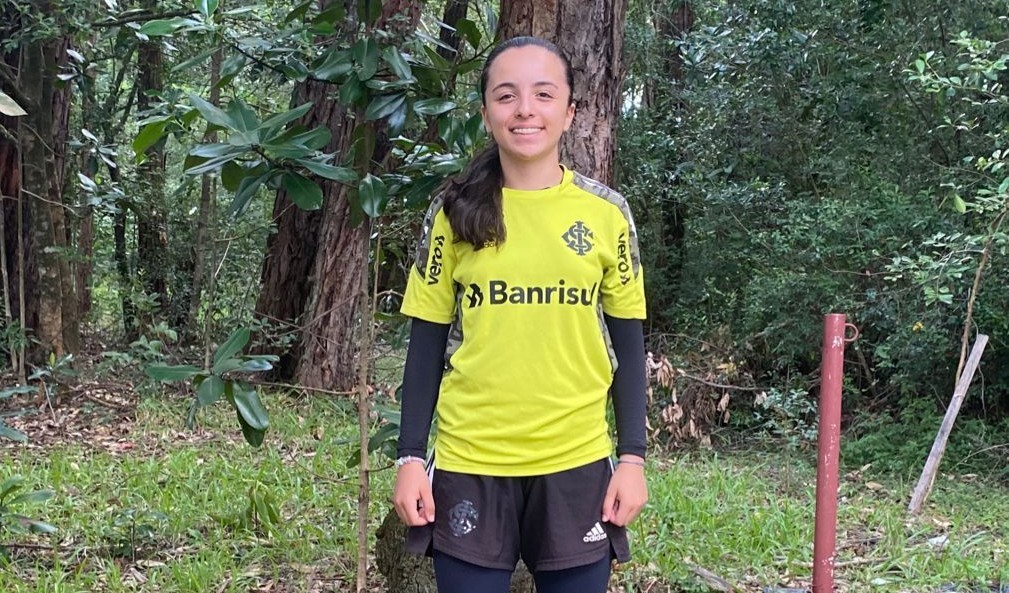 Conheça a rio-grandina Manoela Ramires, novo reforço das categorias de base do Internacional 