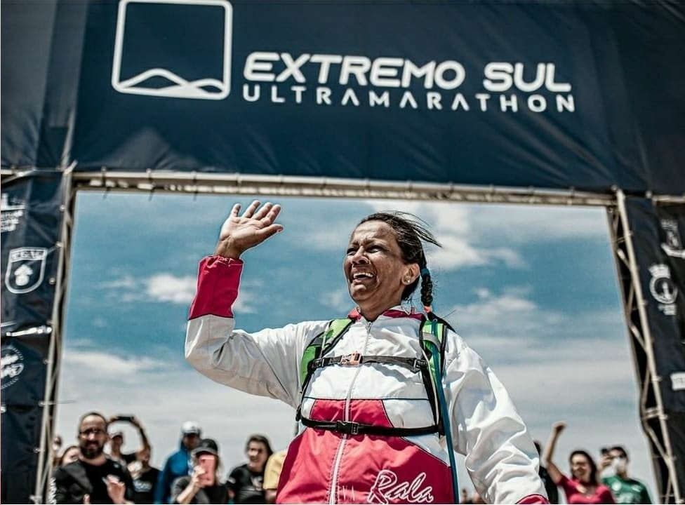 Corredora rio-grandina realiza desafio solidário na próxima semana