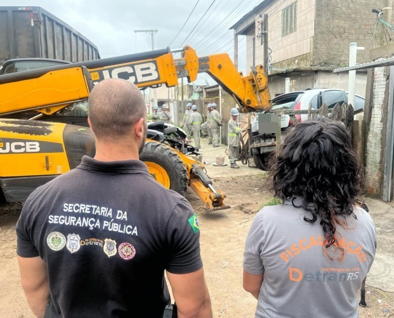 Operação Desmanche apreende mais de 10 toneladas de peças de veículos em Rio Grande