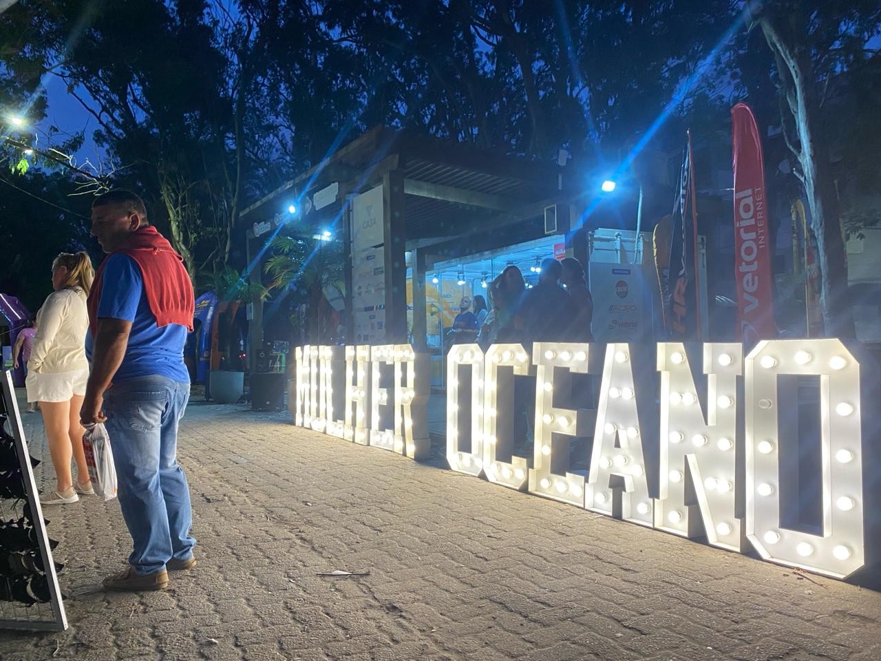 Evento "Mulheres em Ação" do Grupo Oceano movimentou a Av. Rio Grande no domingo (3)