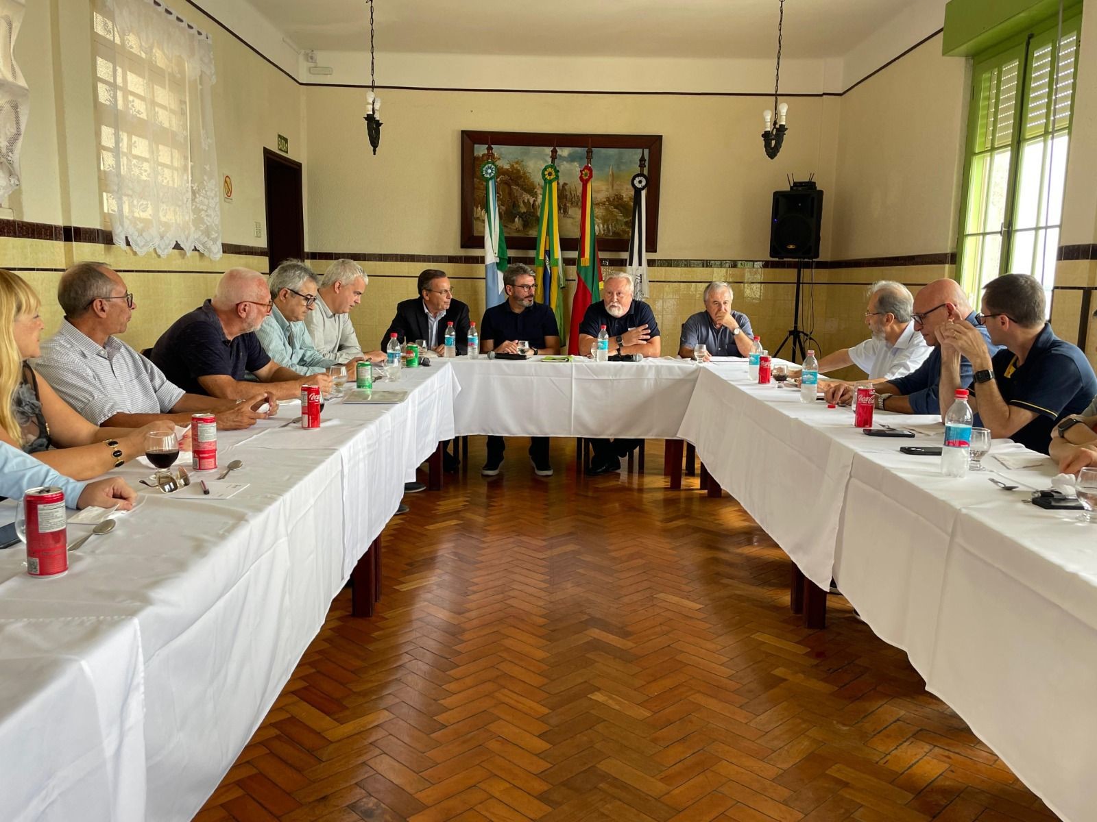 Câmara de Comércio realiza reunião de Diretoria