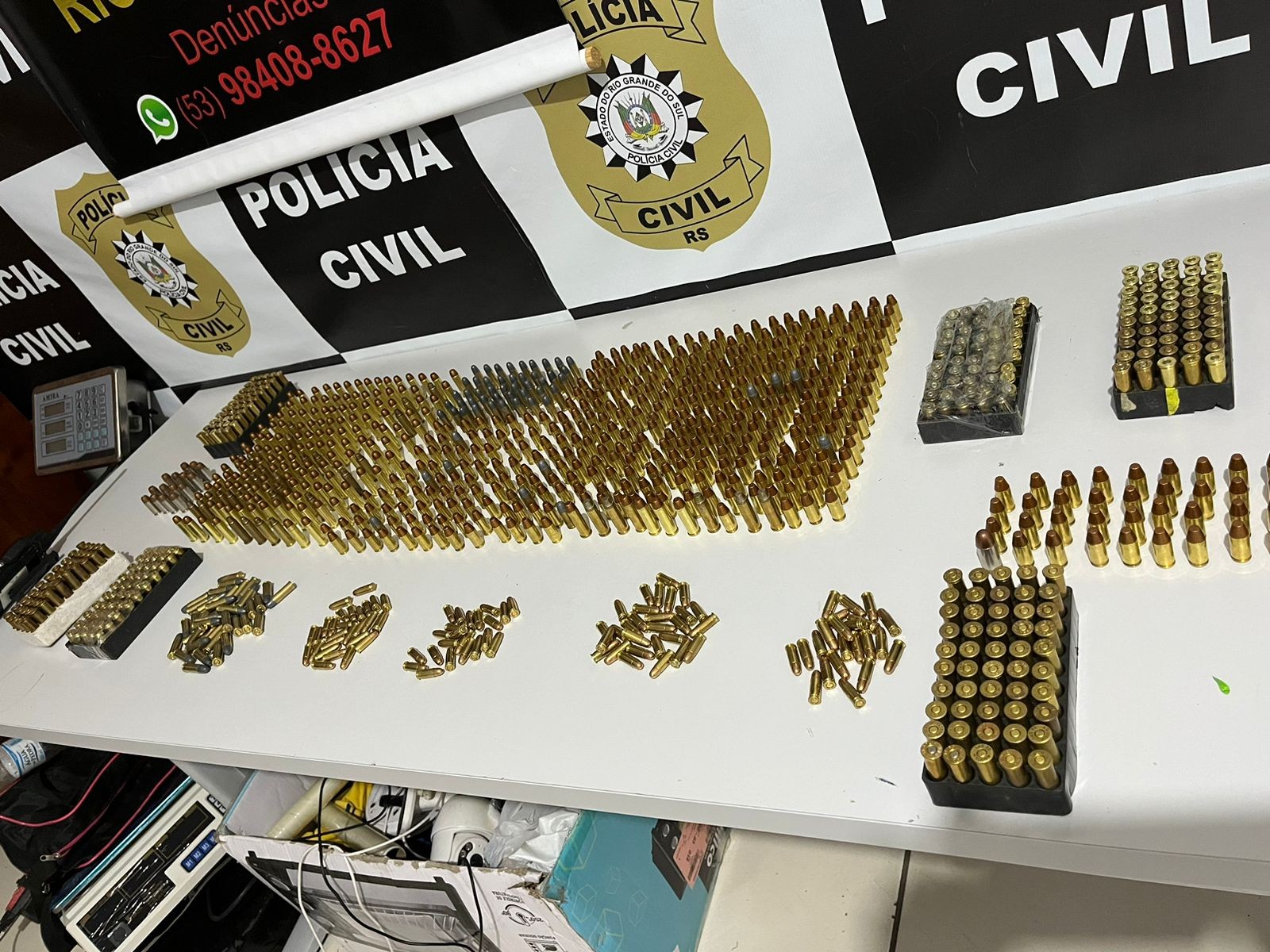 Polícia Civil prende casal com mais de mil munições de uso restrito na Vila da Quinta