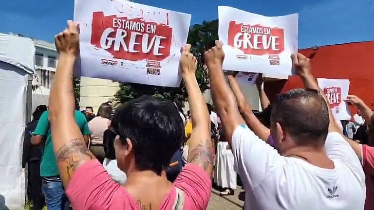 Professores de universidades e institutos federais entram em greve nesta segunda (15)