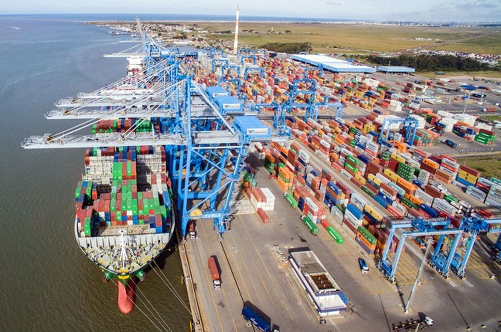 Estivadores do Porto do Rio Grande fazem greve contra mudança na lei 