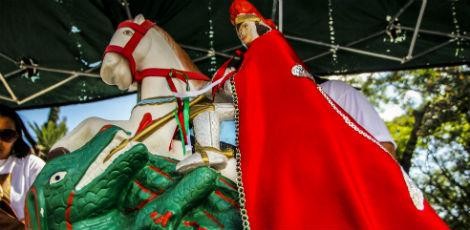 Dia de São Jorge/Ogum: veja a programação de umbandistas e católicos 