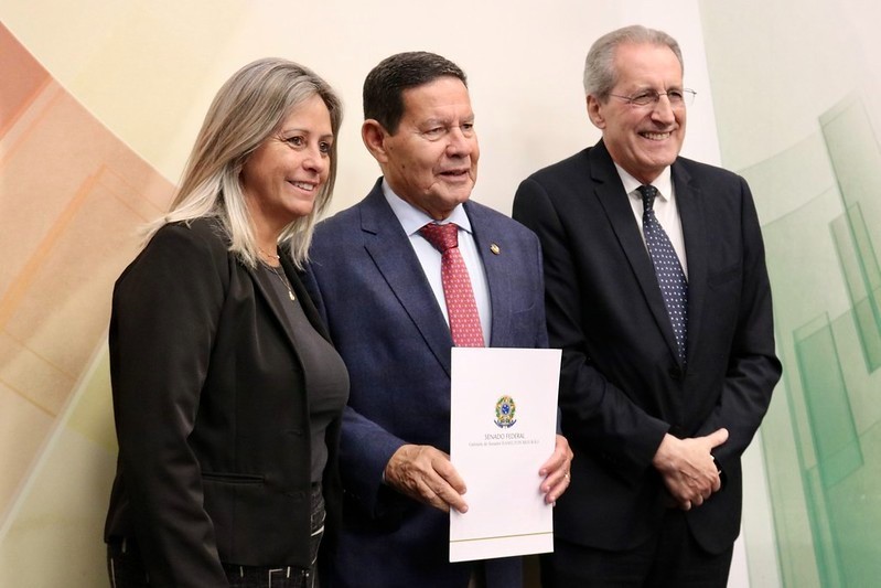 Senador Hamilton Mourão indica emenda parlamentar de R$ 650 mil para a Santa Casa do Rio Grande
