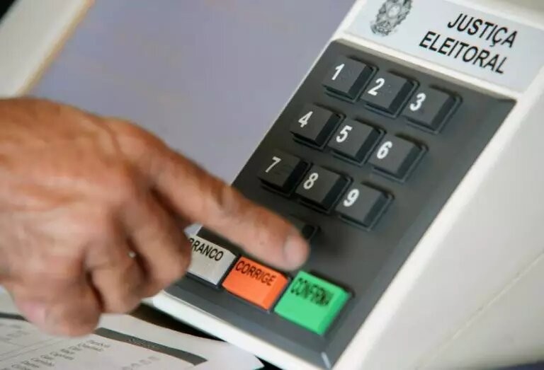 Prazo para regularizar situação eleitoral termina no dia 8 de maio 