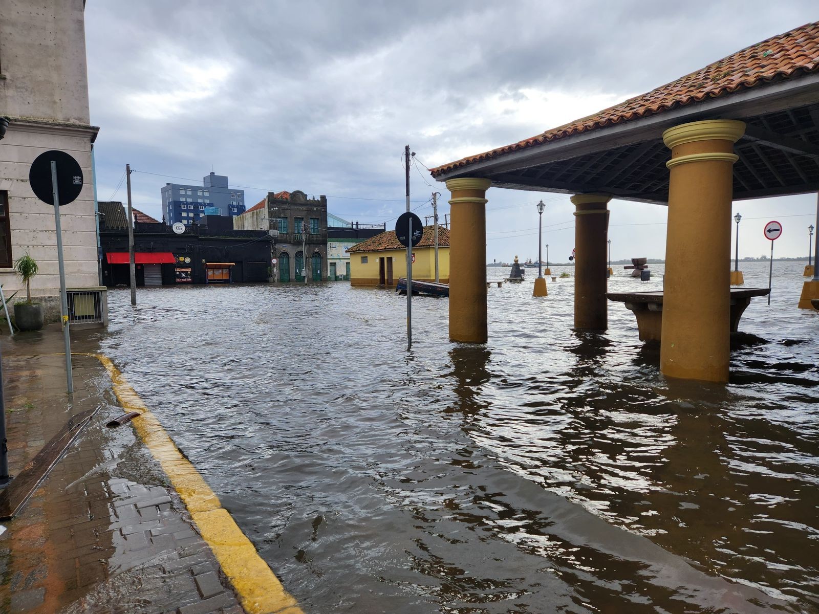 Último boletim da Prefeitura registra pequena elevação na Lagoa dos Patos e vento nordeste
