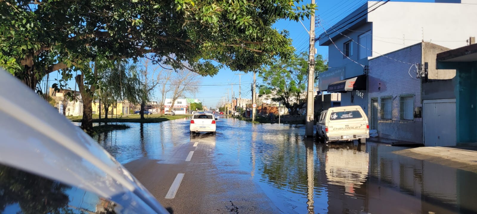 Rio Grande amanhece com mais pontos de alagamento nesta quarta-feira (15)