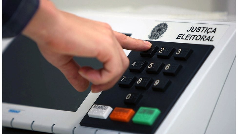 Eleições: TRE-RS estima que mais da metade das urnas eletrônicos pode ter sido danificada nas enchentes