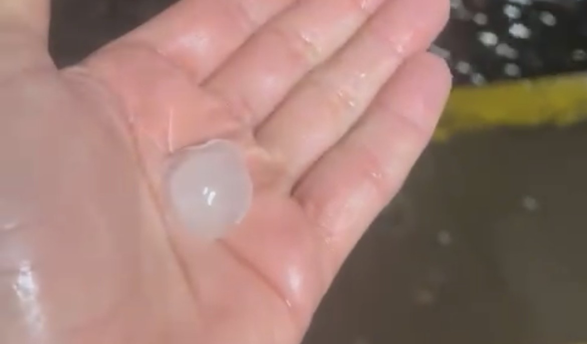 Chuva de granizo é registrada em Rio Grande