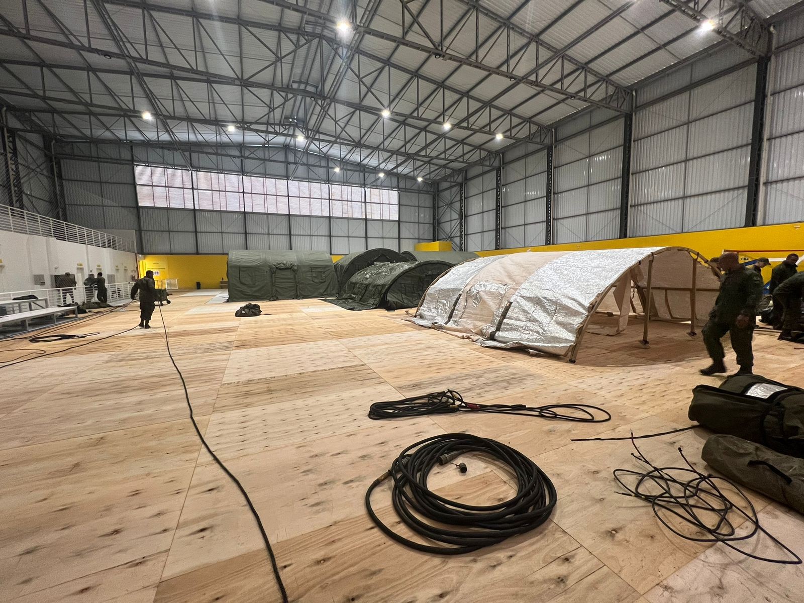 Hospital de Campanha montado pela Marinha do Brasil deve começar a funcionar na quinta-feira (30) em Rio Grande