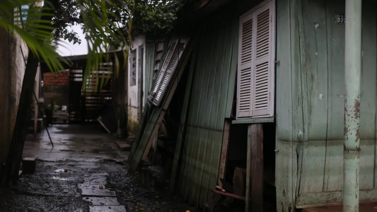 Governo federal comprará quase 2 mil imóveis para desabrigados no RS