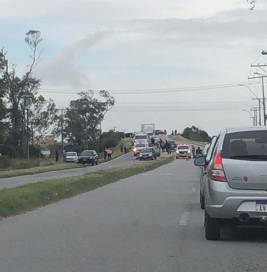 Urgente: Mulher morre após ser atropelada na ERS-734, em Rio Grande