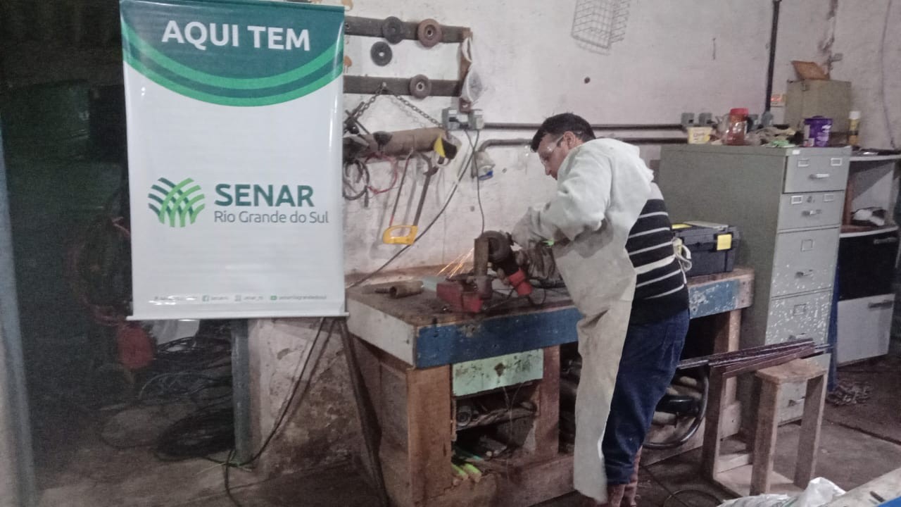 Sindicato Rural do Rio Grande e Senar realizam curso de Soldador Rural