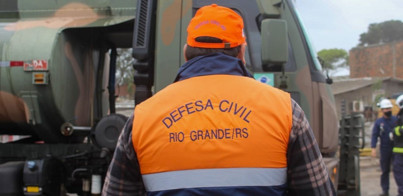 Defesa Civil de Rio Grande segue monitorando previsão de chuvas intensas para o RS