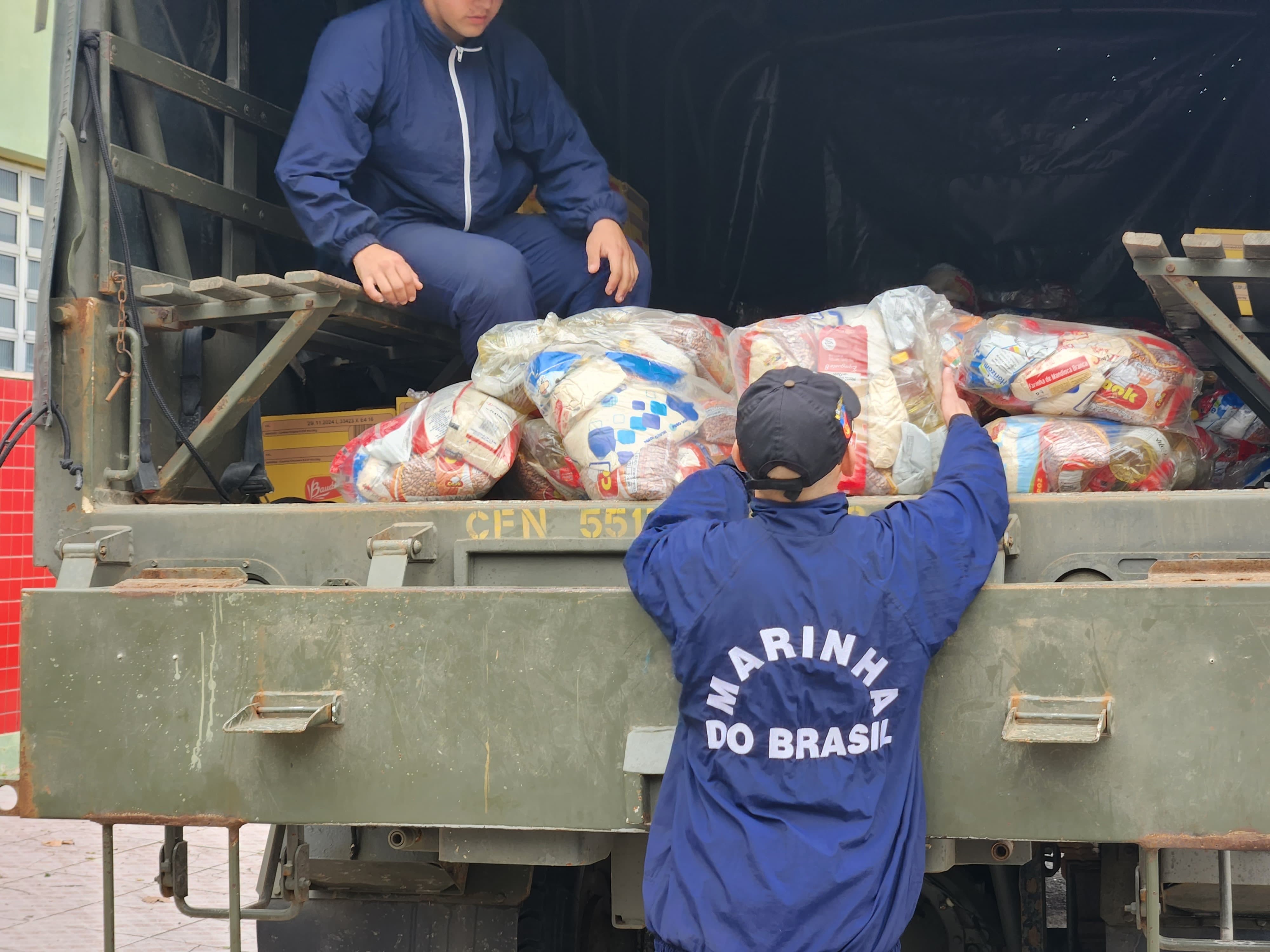 Unidades do CRAS recebem cestas básicas para distribuição