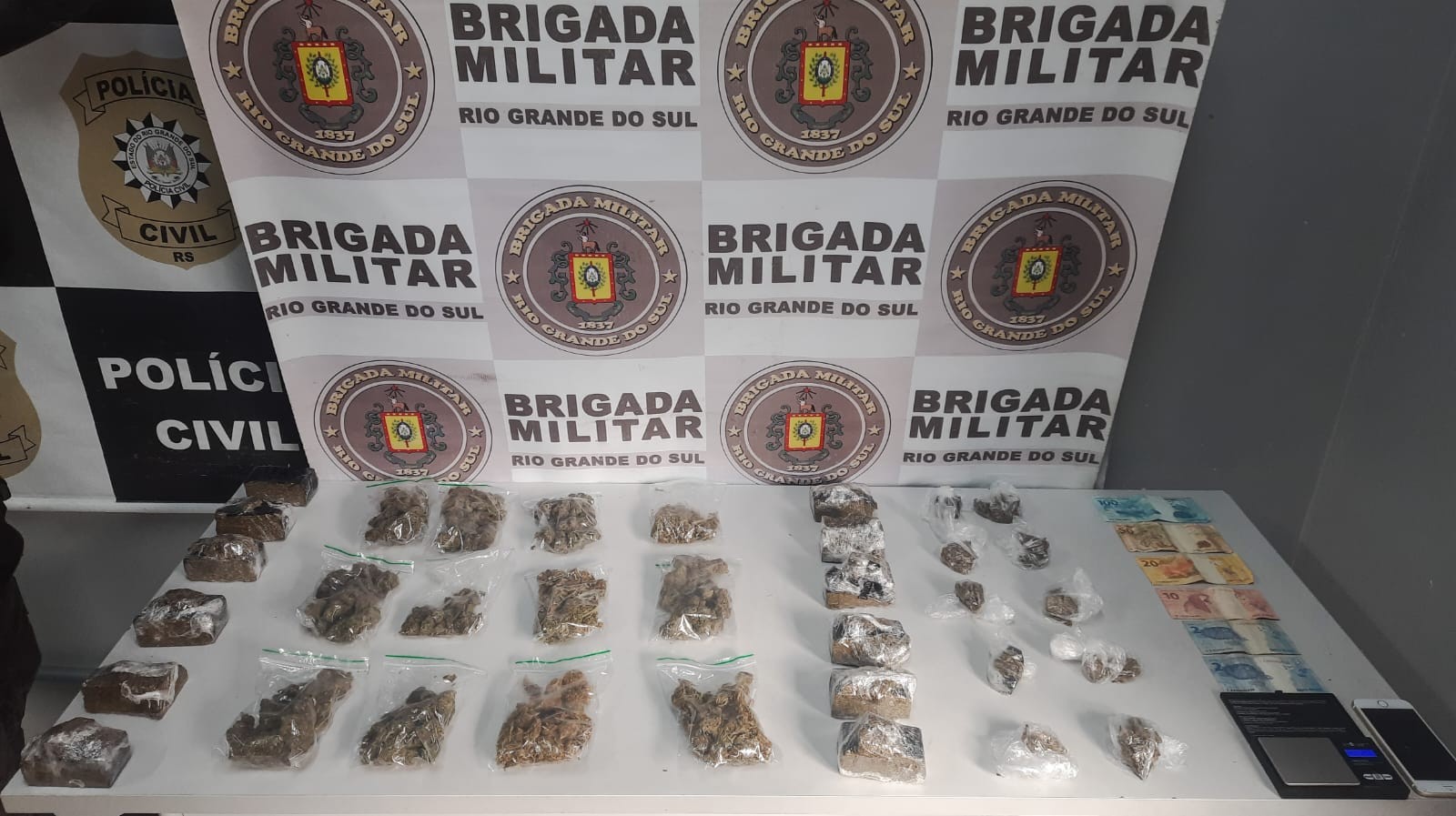 Homem é preso por tráfico de entorpecentes no bairro Junção em Rio Grande