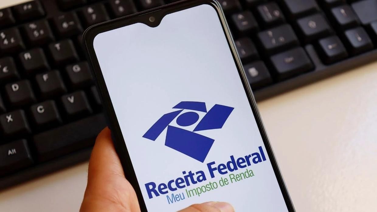 Receita Federal abre consulta ao segundo lote de restituições do Imposto de Renda nesta sexta-feira (21)