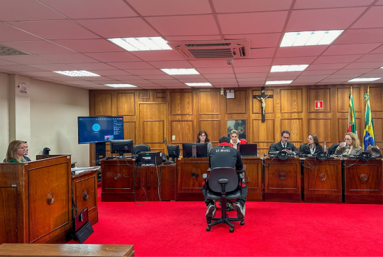 Rai Duarte e outros torcedores agredidos por PMs são ouvidos pela Justiça