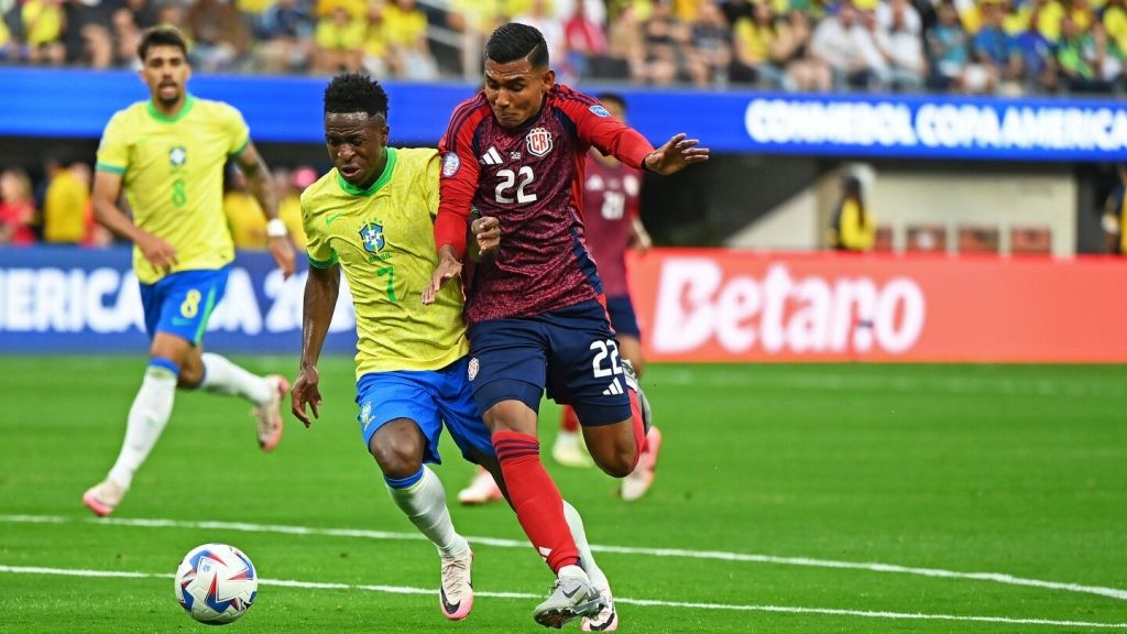 Seleção brasileira empata sem gols em noite de pouca inspiração