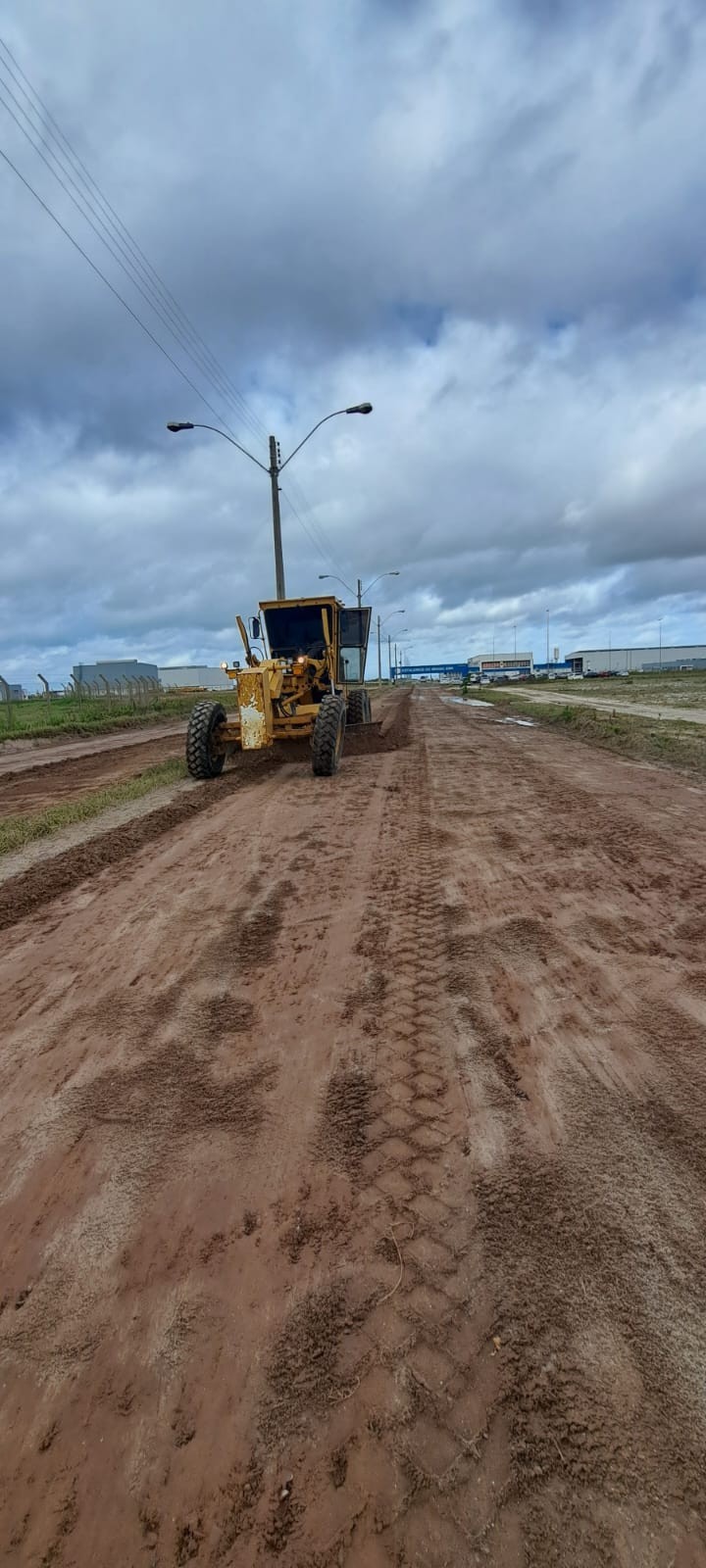 SMOU de São José do Norte realizou nivelamento no acesso ao Estaleiro EBR