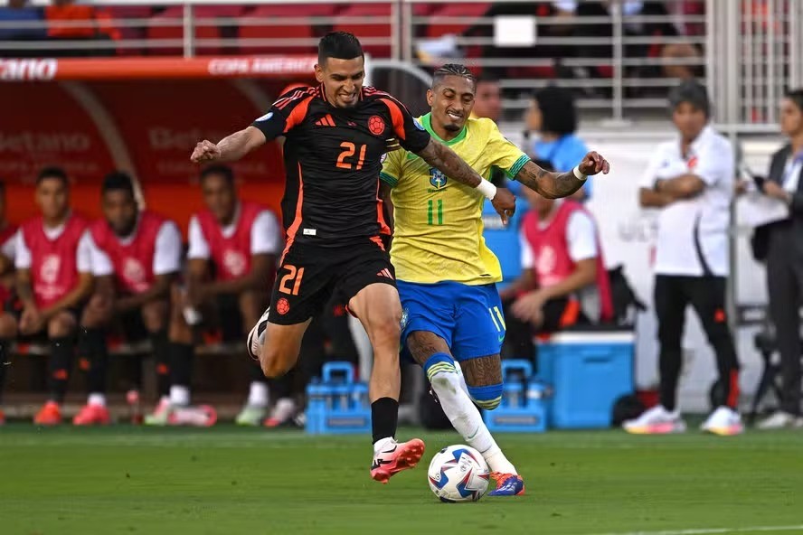 Brasil empata com a Colômbia e encara o Uruguai nas quartas de final