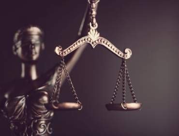Homem é condenado a 11 anos de prisão por estupro conjugal e cárcere privado em RG