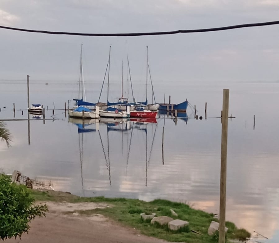 Alagamento: Defesa Civil resgata casal de idosos na Ilha da Torotama