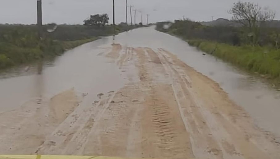 Confira as vias municipais que estão interditadas por conta de alagamentos