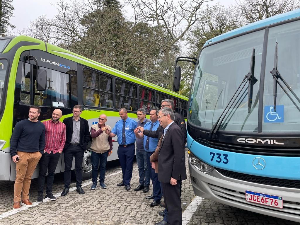 Rio Grande recebe dois ônibus novos para o sistema de transporte coletivo