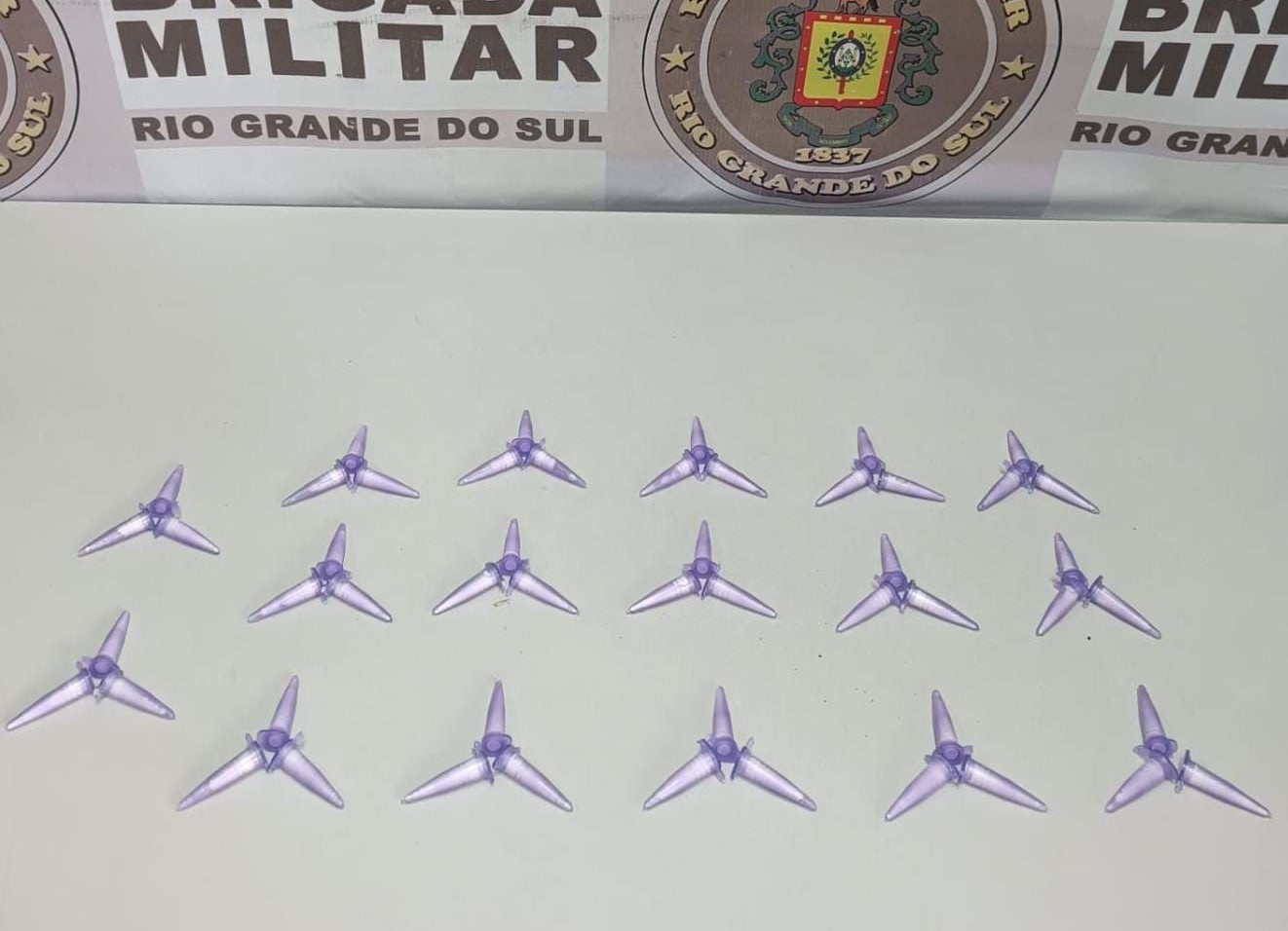 5° Batalhão de Polícia de Choque efetua apreensão de adolescente por tráfico de entorpecentes na cidade de Rio Grande