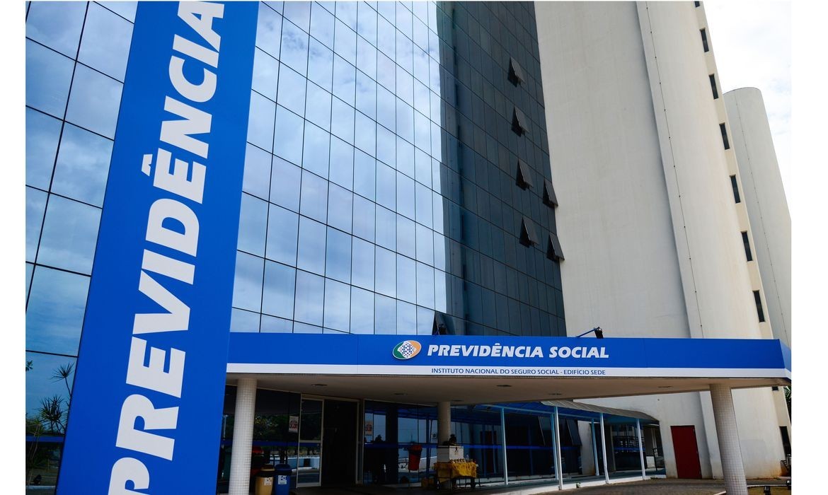 INSS começa a ligar para os segurados anteciparem a perícia médica
