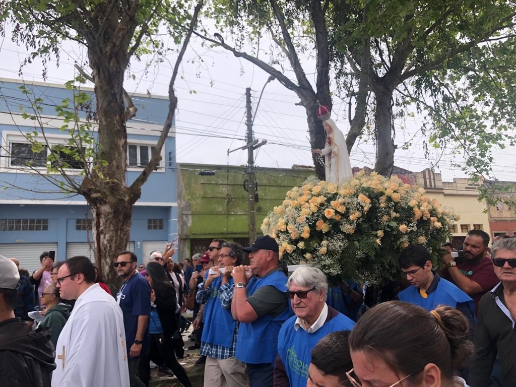 Com Maria, corações ardentes, pés a caminho: Milhares de rio-grandinos participam da 49º Romaria