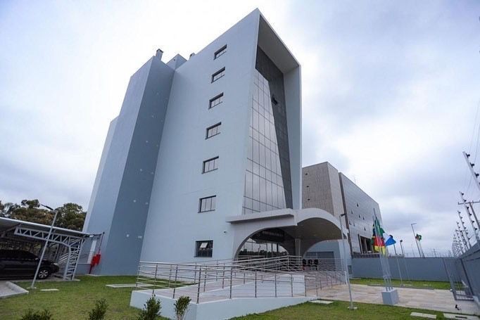 Promotoria de Justiça de Rio Grande assina termo em prol da redução de poluição