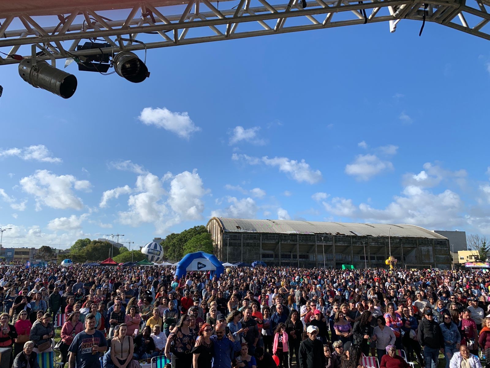 Superação 2023: aniversário da Mais Ouvida é neste domingo (15)