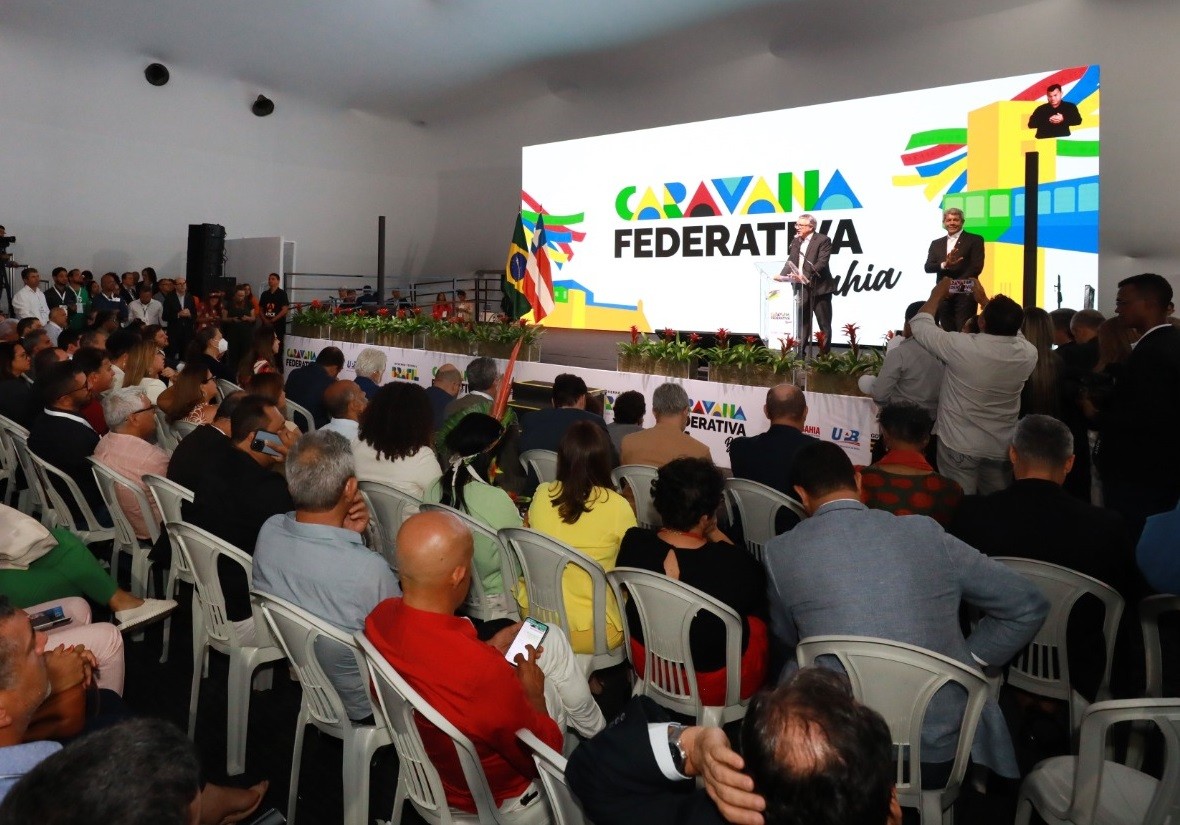 Caravana de ministros desembarca em Porto Alegre para encontro com prefeitos gaúchos