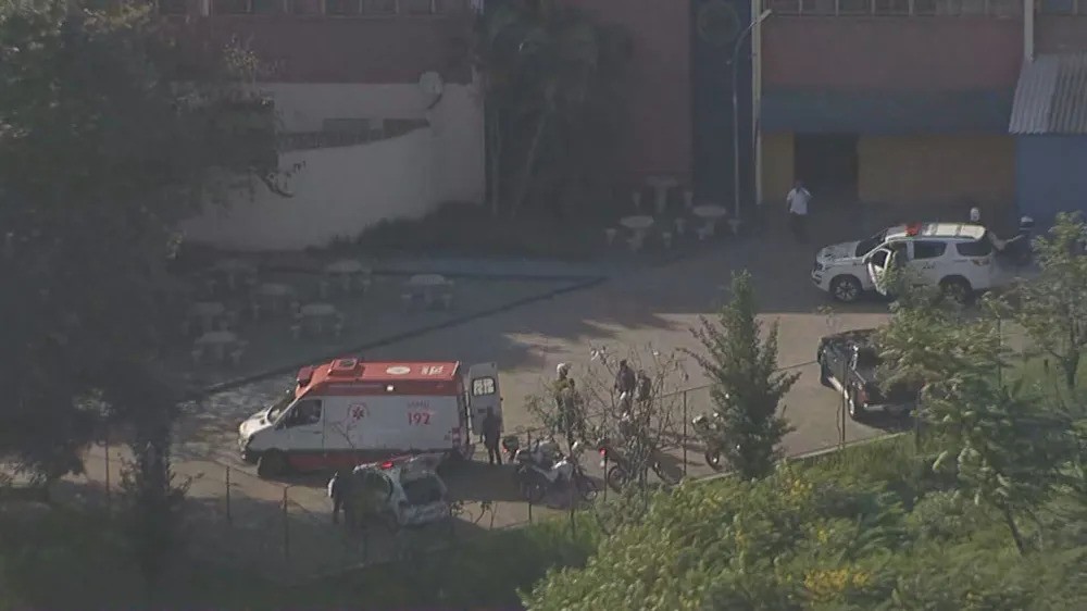 Ataque a tiros em escola deixa estudante morta em SP