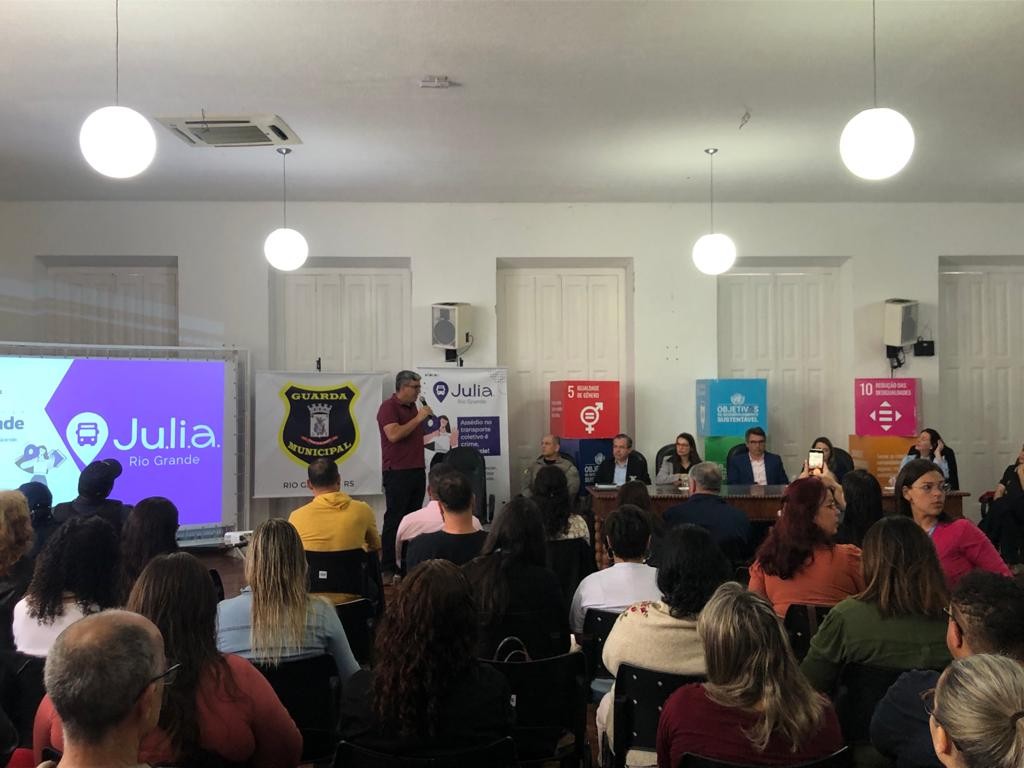 Ferramenta para denúncia de assédio sexual nos ônibus de Rio Grande é lançada 