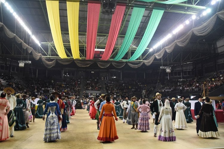 CTG Farroupilha representa Rio Grande no 36º Enart; confira a ordem de apresentação