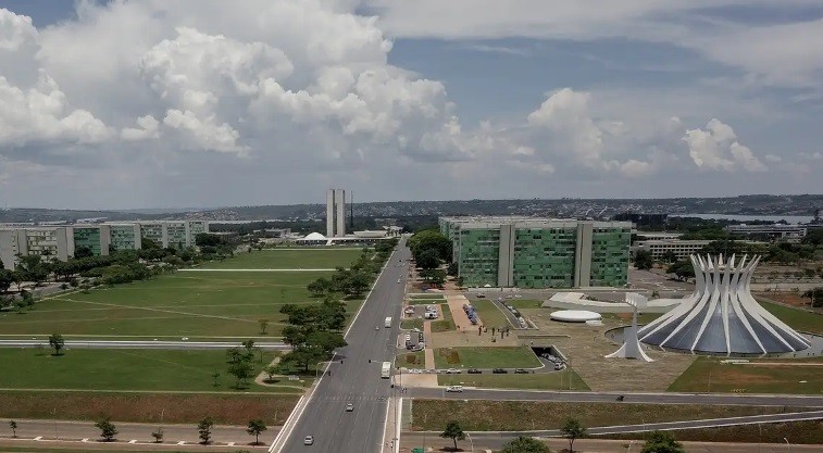 Governo federal define entidade que aplicará o primeiro concurso público unificado