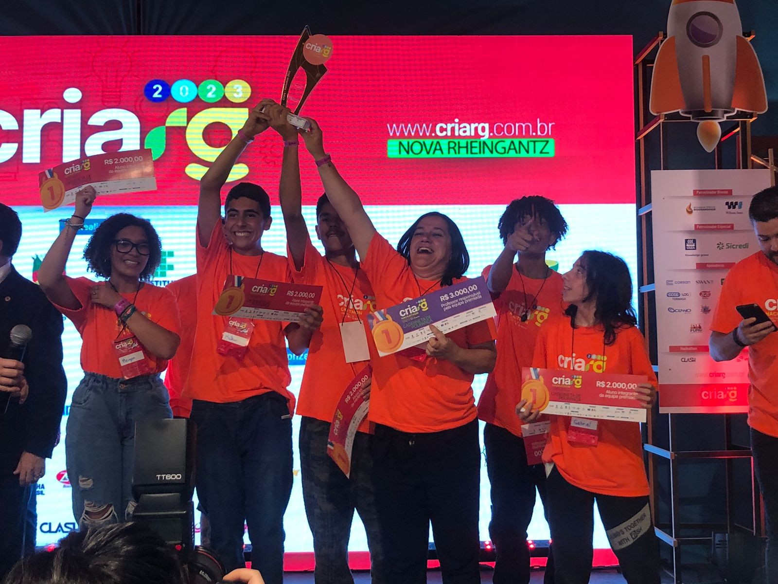 Making Colors da Escola Barão de Cêrro Largo vence CriaRG 2023